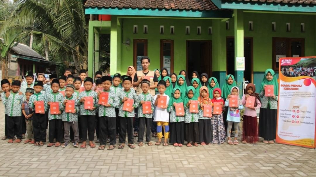 Siaga Peduli Kebumen Menyalurkan Al Qur'an di TPQ Baiturrahman dan Mushola Baitul Ighotsah